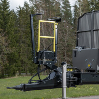 Platform on drawbar - D1